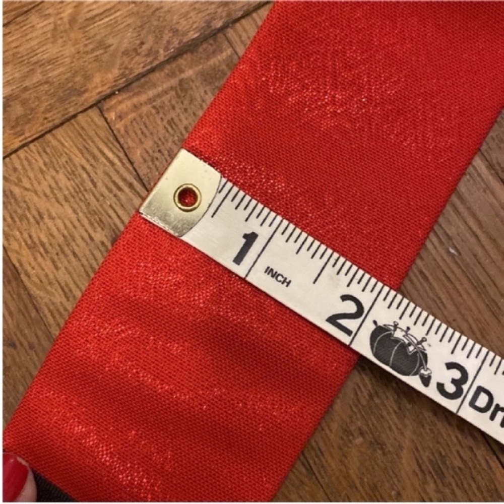 Red Belt - Picture 5 of 8